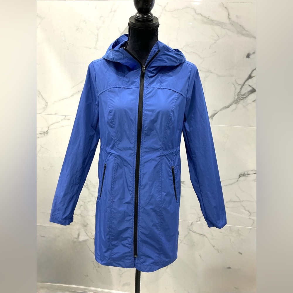 Nice Practical Windbreaker Jacket New - image 1